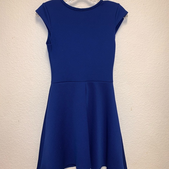 Myth Short Sleeve Skater Dress - Picture 4 of 4